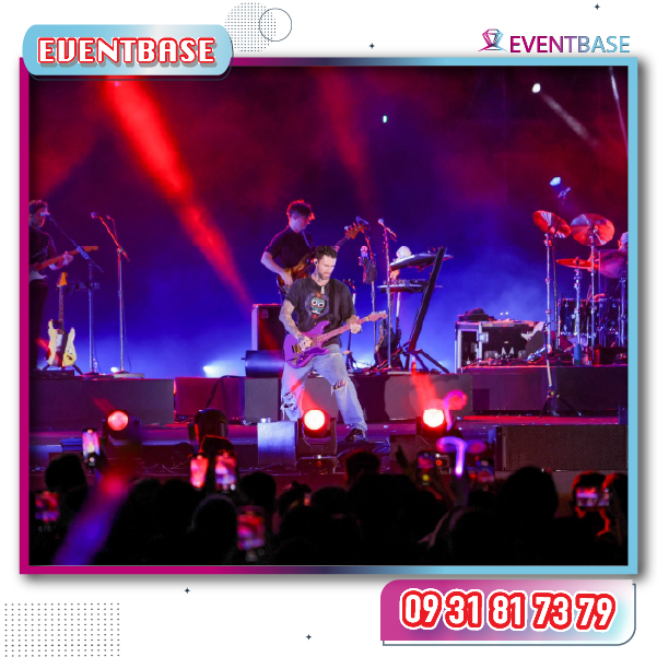 Maroon 5 trình diễn tại 8Wonder Phú Quốc