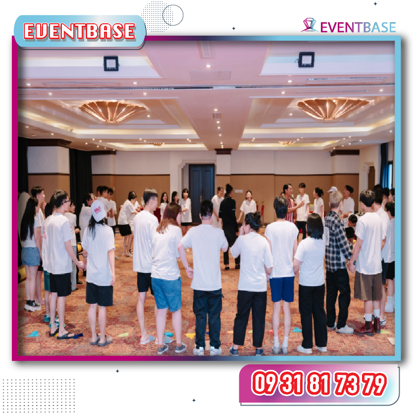 Trò chơi team building Ai là người lãnh đạo?